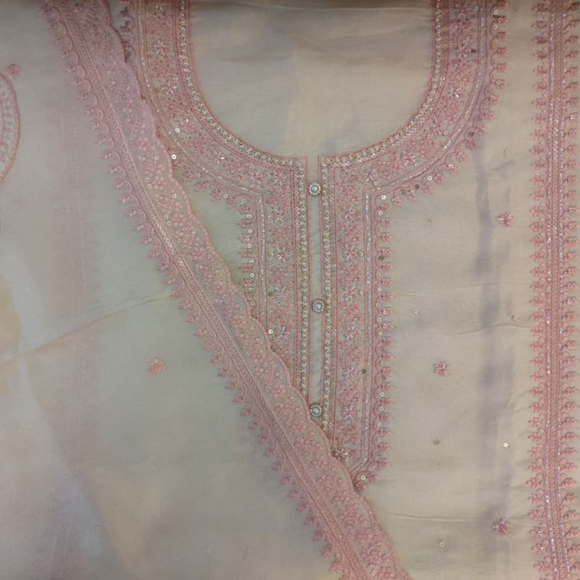 TISSUE UNSTITCH SUIT,HIGHLIGHT WITH PRE STRUCTURE EMBROIDER NECK