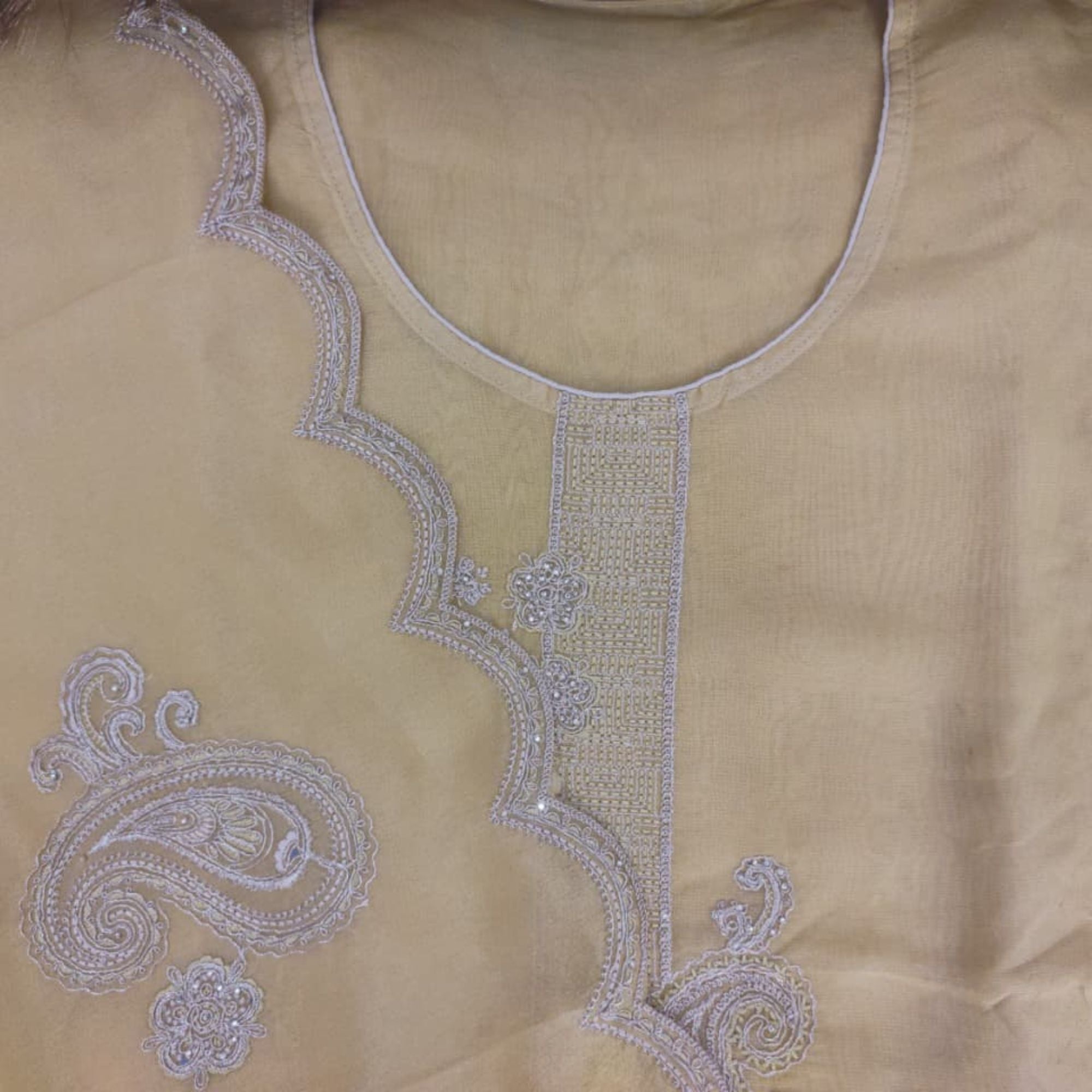 TISSUE UNSTITCH SUIT HIGHLIGHT WITH ZARI EMBROIDERY