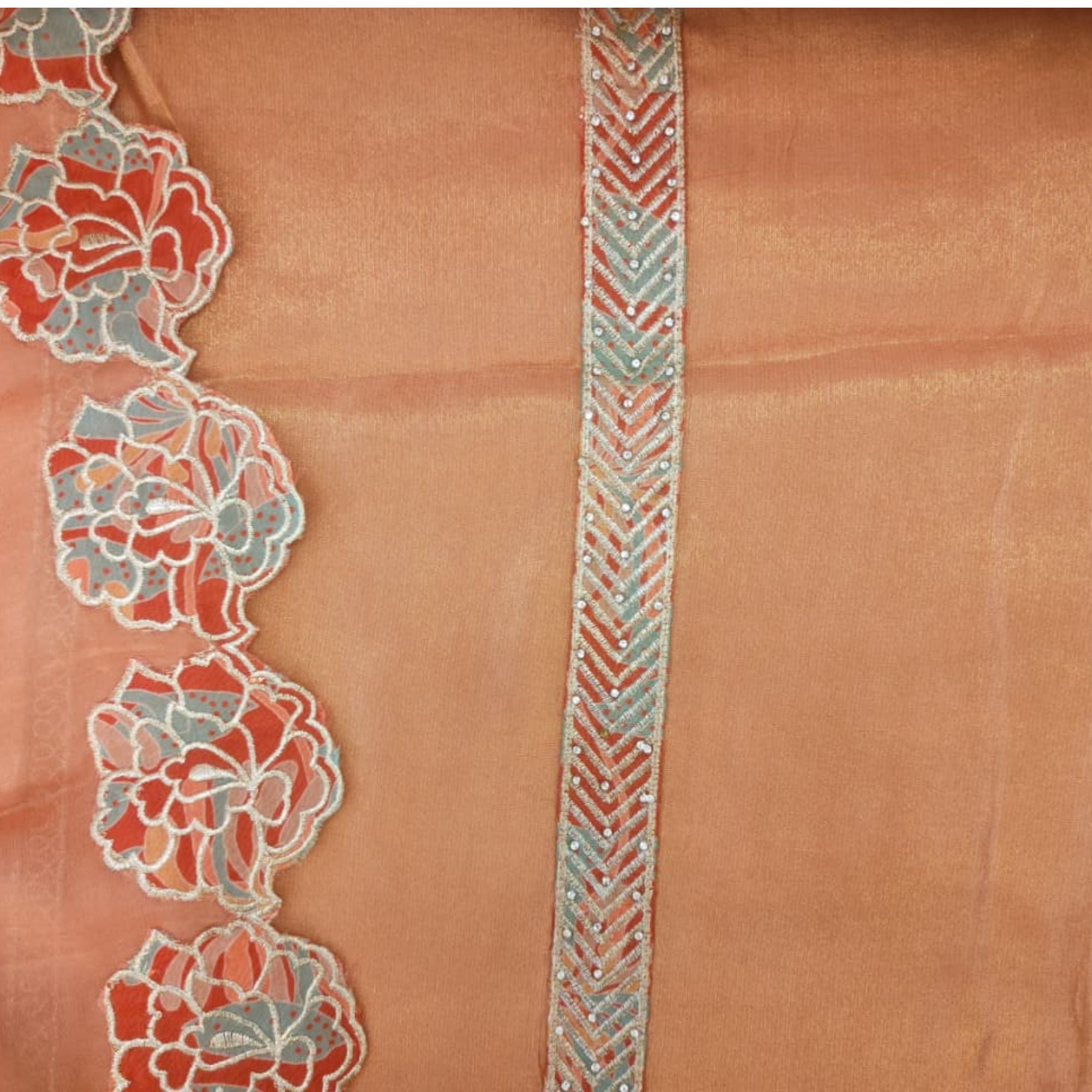 TISSUE UNSTITCH SUIT HIGHLIGHT WITH MACHINE EMBROIDERY