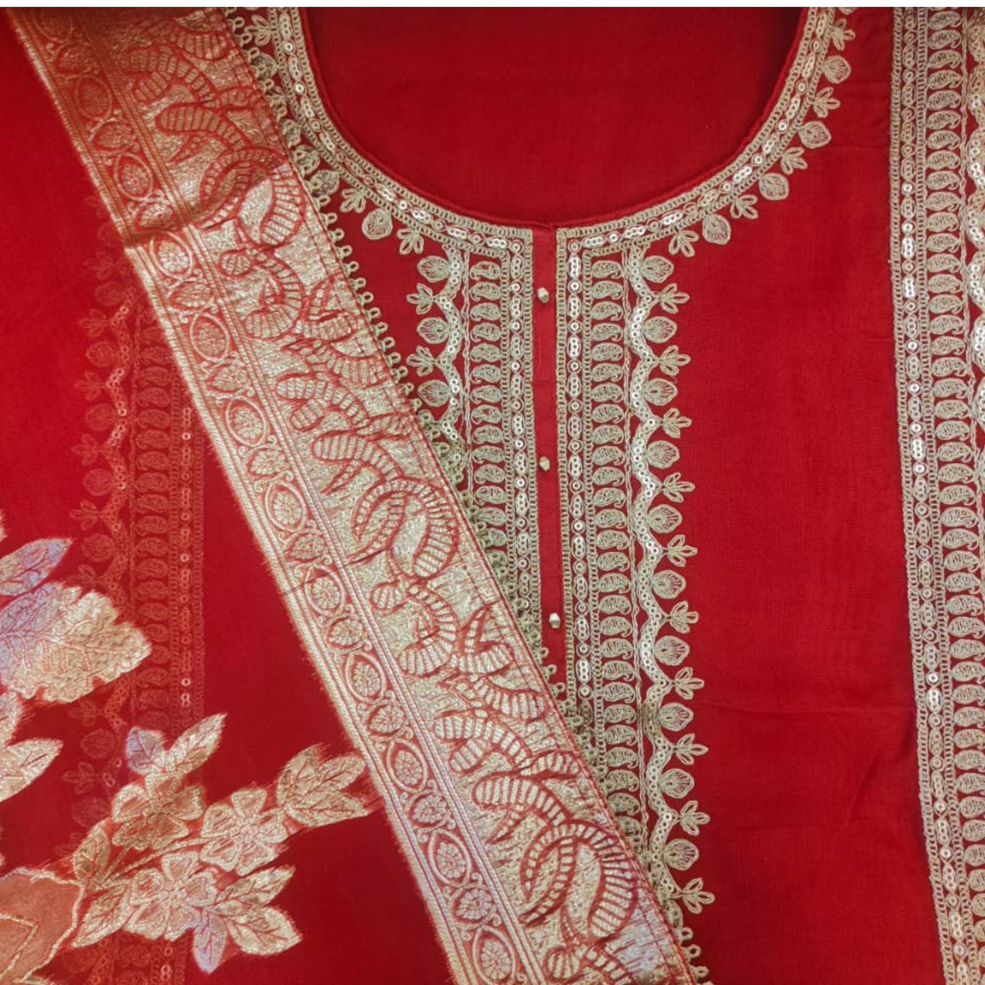 TISSUE UNSTITCH SUIT HIGHLIGHT WITH MACHINE EMBROIDERY