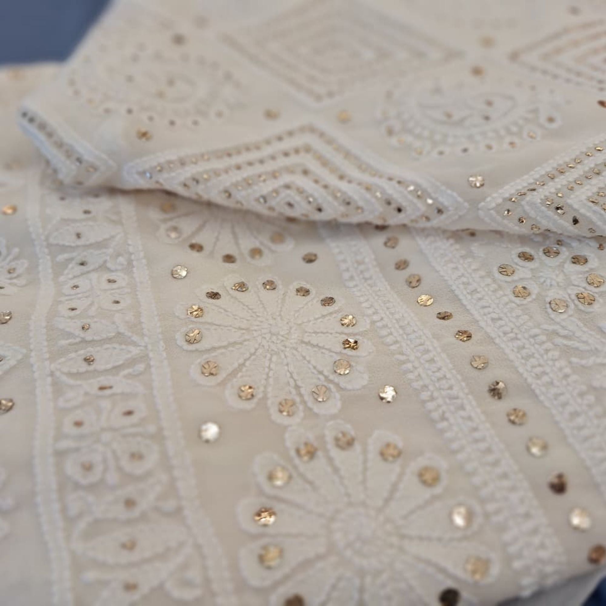 LUCKNOWI GEORGETTE UNSTITCH SUIT