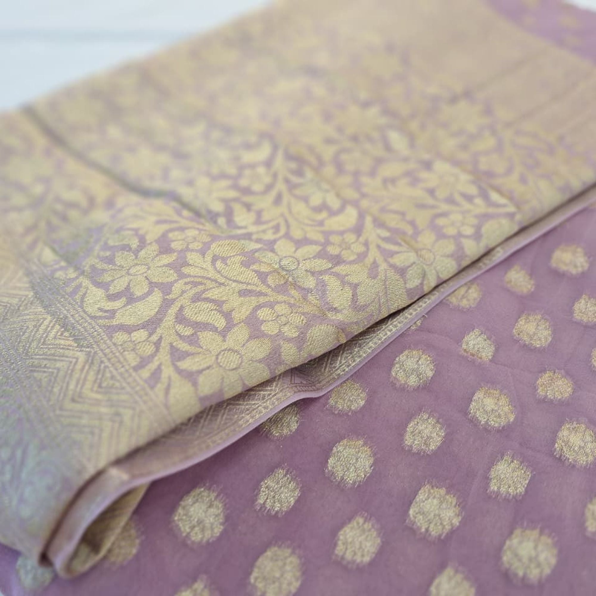 GEORGETTE SAREE  WOVEN WITH ZARI