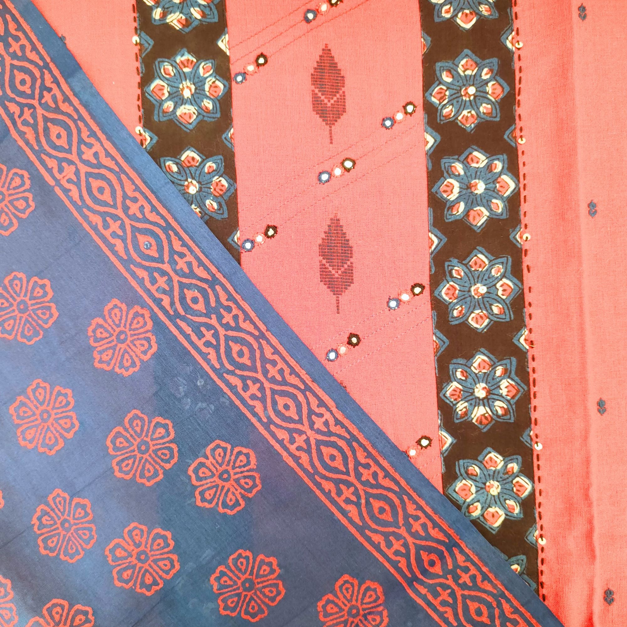 COTTON SUIT WITH BLOCK PRINT YOKE