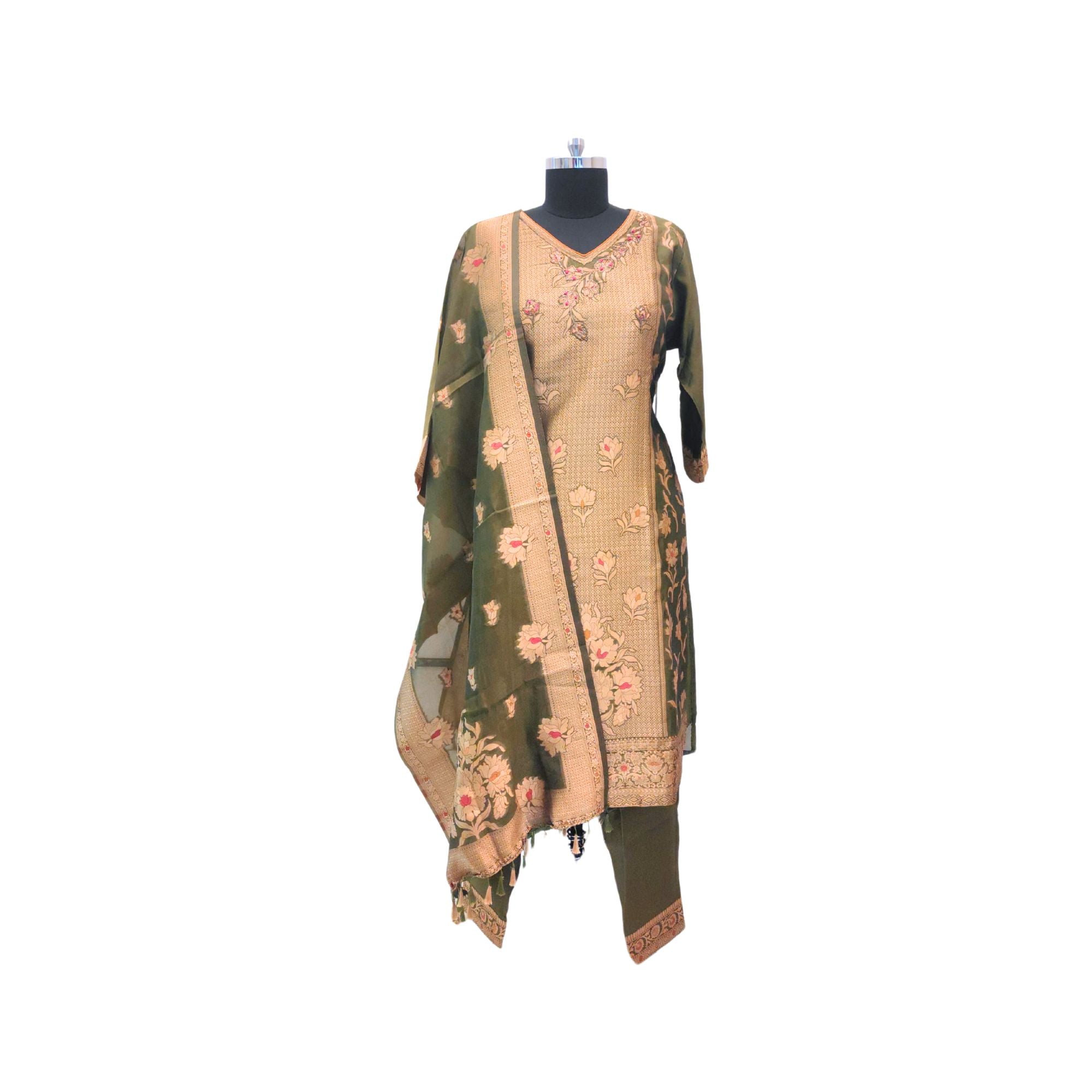 READY TO WEAR WITH CUTDANA WORK YOKE