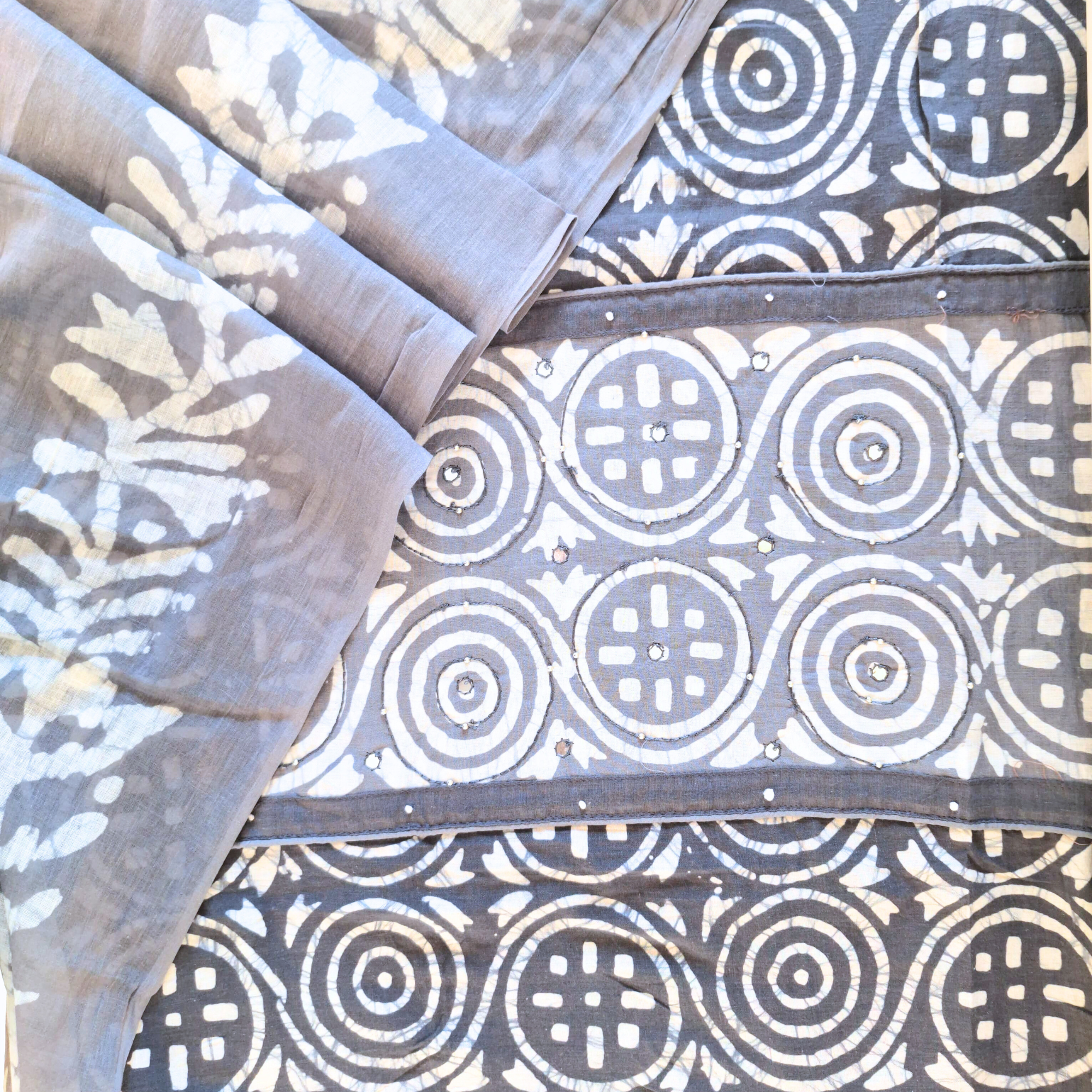 GREY BATIK PRINT COTTON UNSTITCHED SUIT
