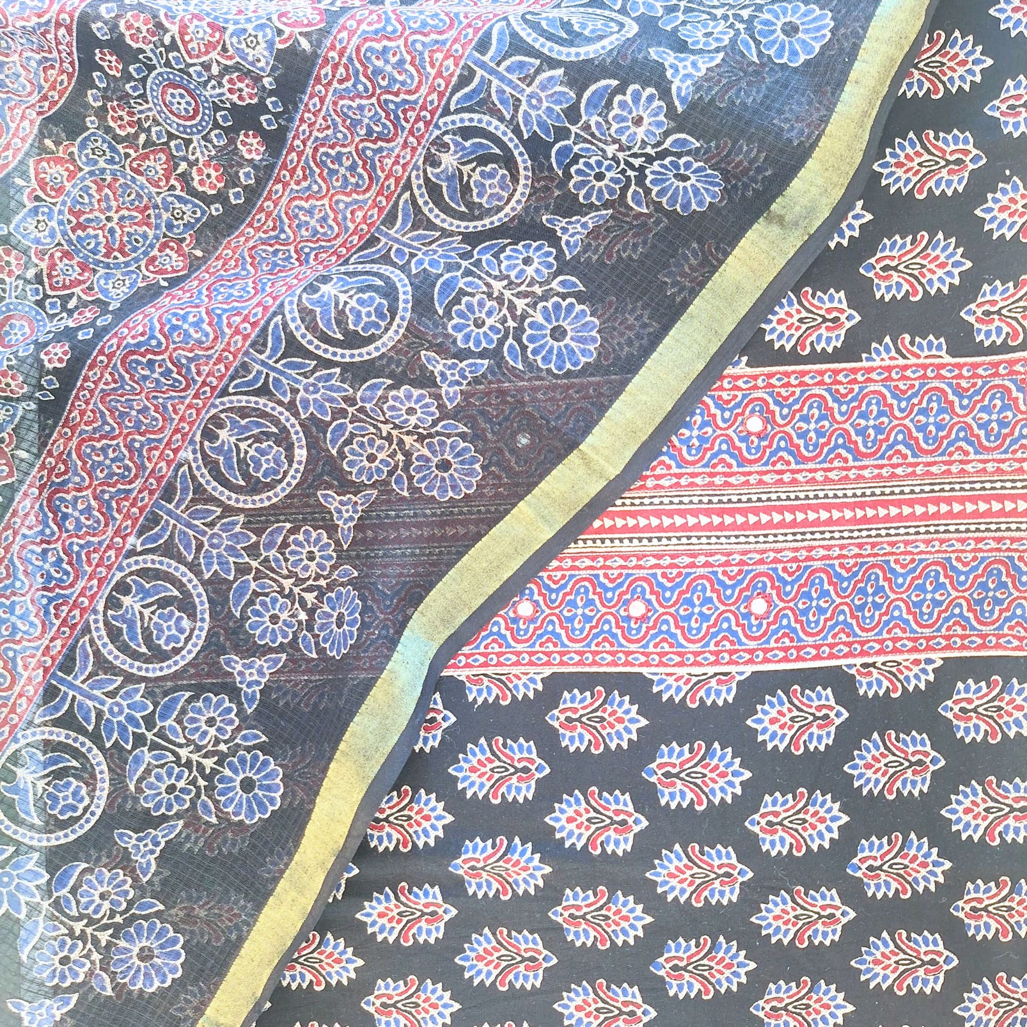 BLACK  BLOCK PRINT COTTON UNSTITCH SUIT