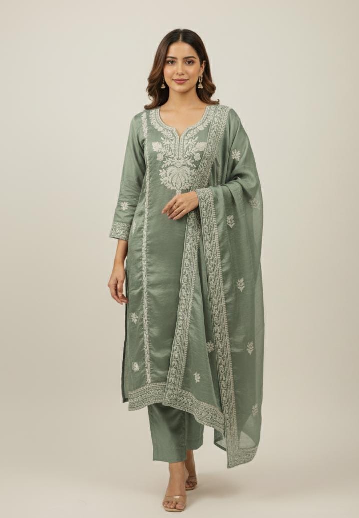 JIMICCHU UNSTITCH SUIT ADORNED WITH MACHINE EMBROIDERY