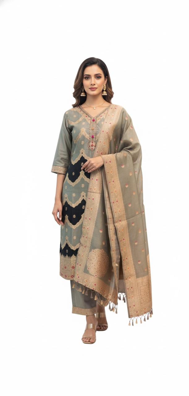 READY TO WEAR WITH CUTDANA WORK YOKE